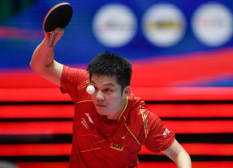 而他的表现 而他的表现