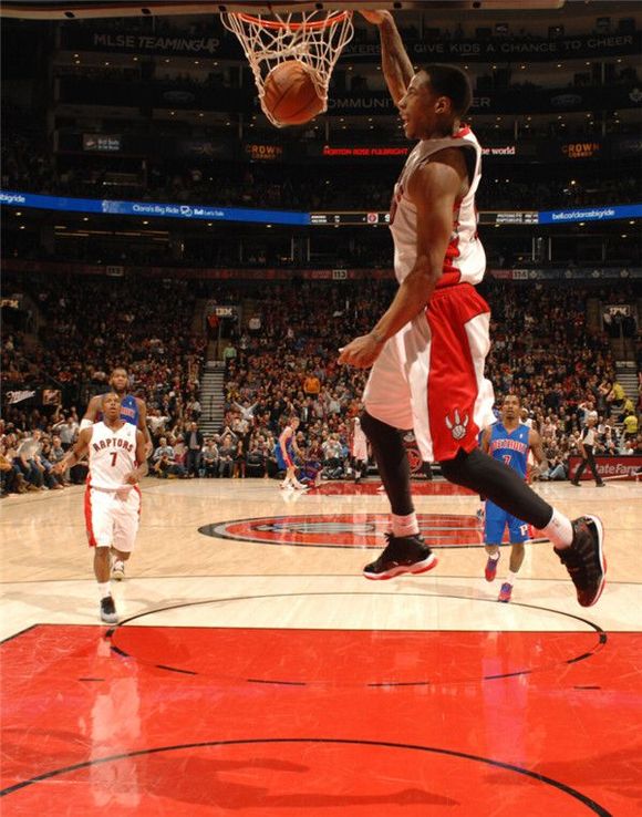 数据不再是 数据不再是