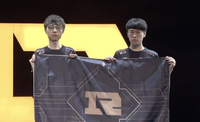 保驾护航 保驾护航