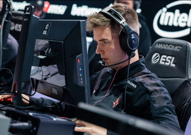 是冠军与遗 是冠军与遗